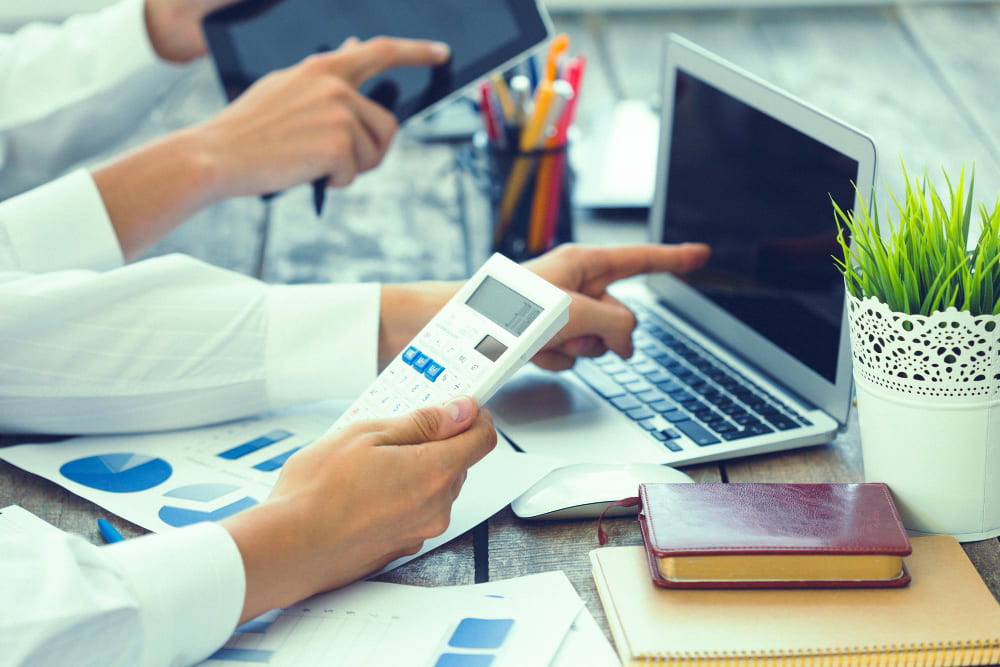 برنامه حساب دفتری برای کامپیوتر
