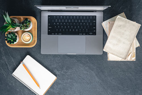 دفتر برنامه ریزی روزانه و جدول یادداشت